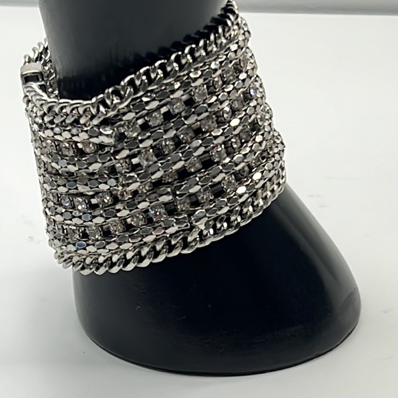 Vintage Clear Rhinestone Bling Bracelet - Picture 6 of 17